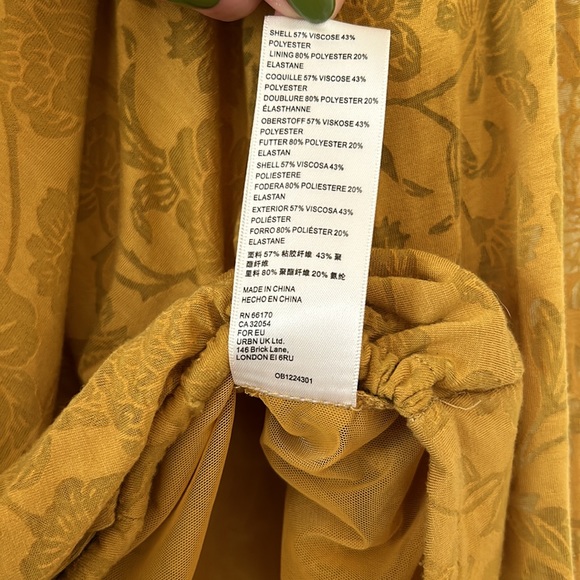 Maeve Lydia Surplice Blouse gold - Picture 6 of 9